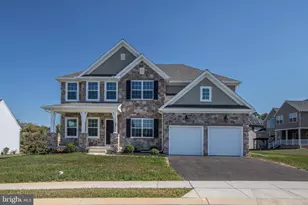 32 Pamela Dr, Mechanicsburg, PA 17050 - Photo 1