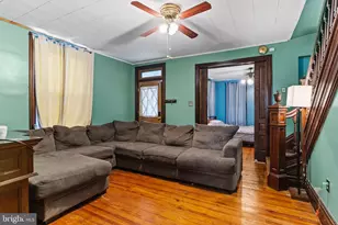 300 E North St, Carlisle, PA 17013 - Photo 2