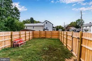 300 E North St, Carlisle, PA 17013 - Photo 22