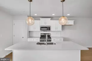 4 Morgan Cir, Carlisle, PA 17015 - Photo 2