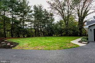 908 W Walnut St, Wormleysburg, PA 17043 - Photo 18