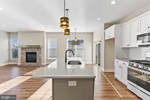 122 Stickley Dr, Mechanicsburg, PA 17055 - Photo 10