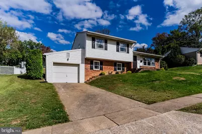 837 W Foxcroft Drive, Camp Hill, PA 17011 - Photo 2