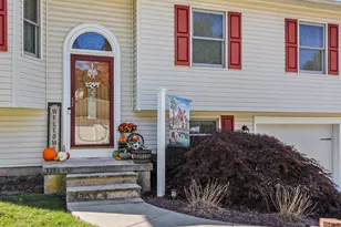 18 Yankee Dr, Mount Holly Springs, PA 17065 - Photo 4