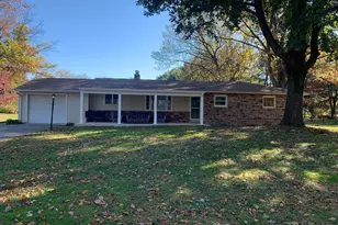 1003 Rockledge Dr, Carlisle, PA 17015 - Photo 2