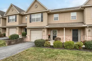 8 Brook Side Dr, Carlisle, PA 17013 - Photo 2