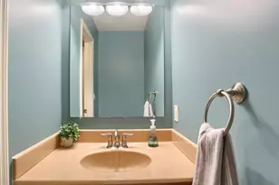 8 Brook Side Dr, Carlisle, PA 17013 - Photo 6