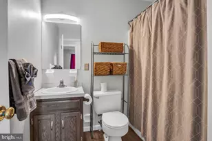 2714 E Rosegarden Blvd, Mechanicsburg, PA 17055 - Photo 8