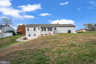 2714 E Rosegarden Blvd, Mechanicsburg, PA 17055 - Photo 16