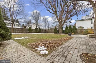 517 W Main St, Mechanicsburg, PA 17055 - Photo 2