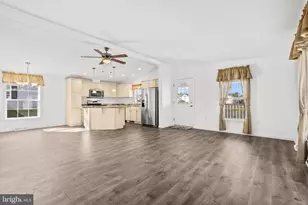 22 Burke Dr, Shippensburg, PA 17257 - Photo 1