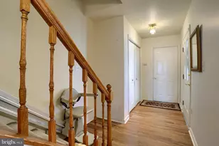 1402 Red Maple Ct, New Cumberland, PA 17070 - Photo 6