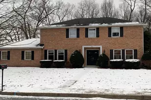 300 Acre Dr, Carlisle, PA 17013 - Photo 2