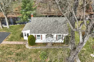 316 Pine Rd, Mount Holly Springs, PA 17065 - Photo 6