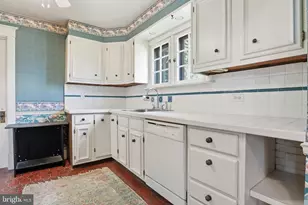 205 W Maplewood Ave, Mechanicsburg, PA 17055 - Photo 10