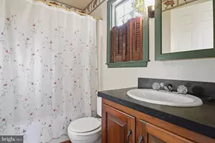 205 W Maplewood Ave, Mechanicsburg, PA 17055 - Photo 12