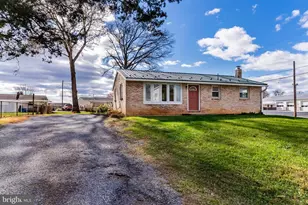 100 B St, Carlisle, PA 17015 - Photo 2