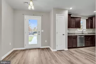 648 N College St, Carlisle, PA 17013 - Photo 6