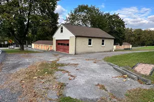 1602 Spring Rd, Carlisle, PA 17013 - Photo 8