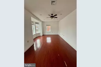 1 E Main Street #APT 1, Mechanicsburg, PA 17055 - Photo 2