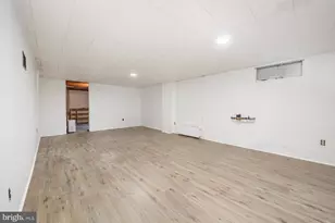 7 Oakwood Cir, Camp Hill, PA 17011 - Photo 20