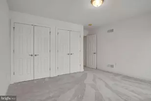 6 Jamestown Square, Mechanicsburg, PA 17050 - Photo 32