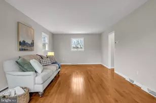 2125 Douglas Dr, Carlisle, PA 17013 - Photo 4