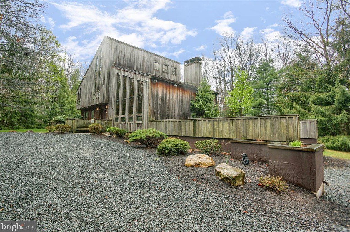 46 Wild Cherry Ave, Jim Thorpe, PA 18229