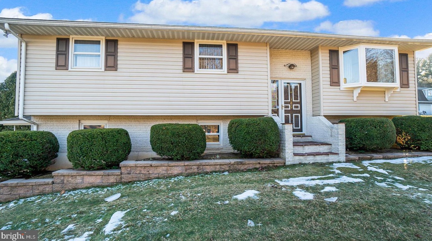 180 Matthew Ave, Palmerton, PA 18071