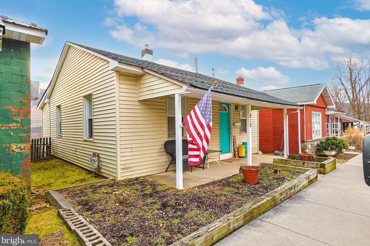 816 Edgemont Ave, Palmerton, PA 18071