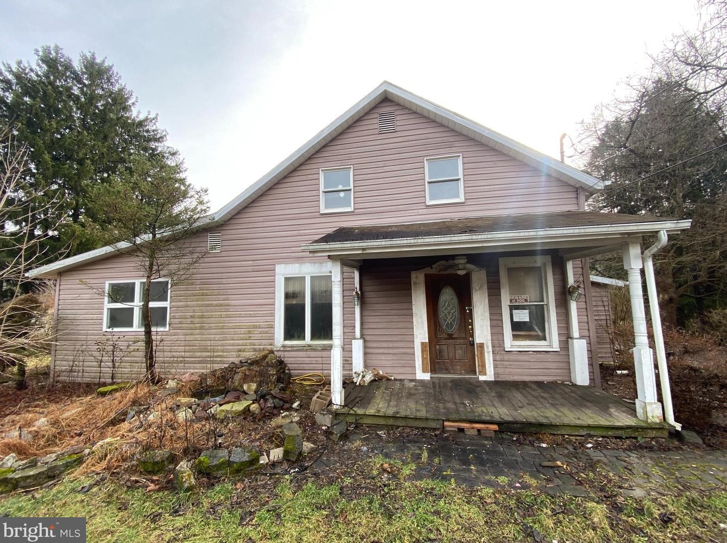 695 Hahns Dairy Rd, Palmerton, PA 18071