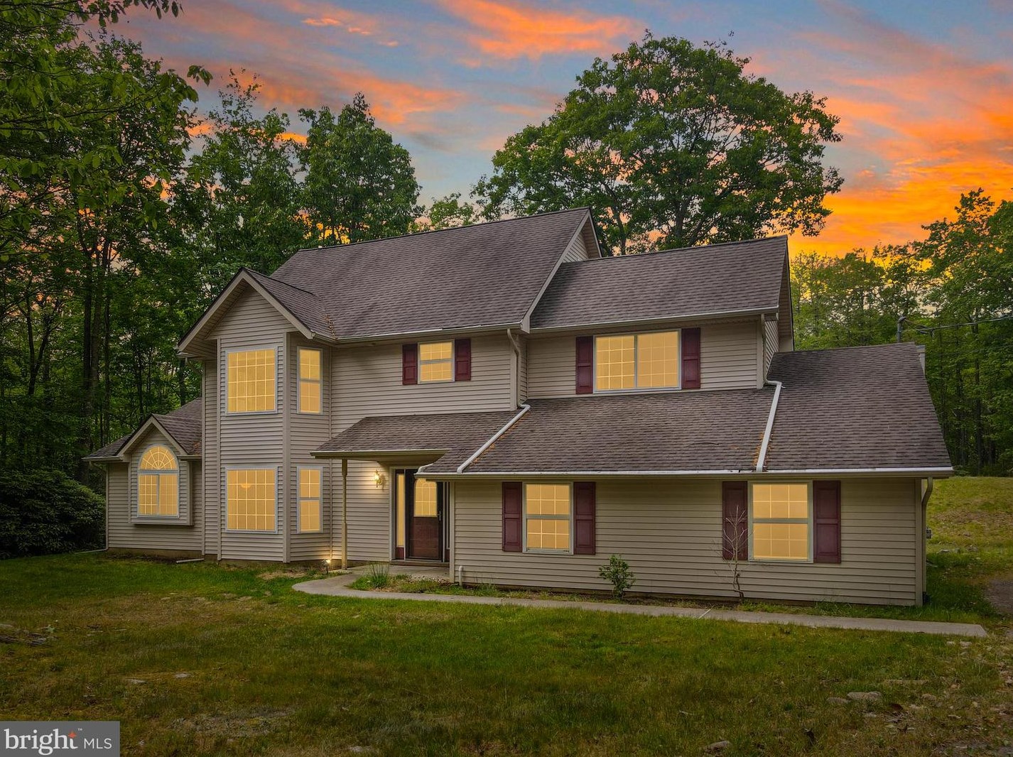 48 Hopi Rd, Jim Thorpe, PA 18229