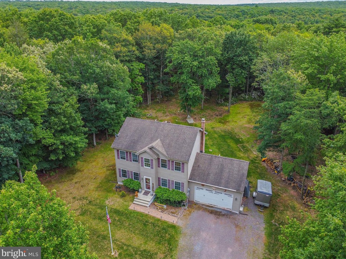 88 Rosewood Dr, Jim Thorpe, PA 18229