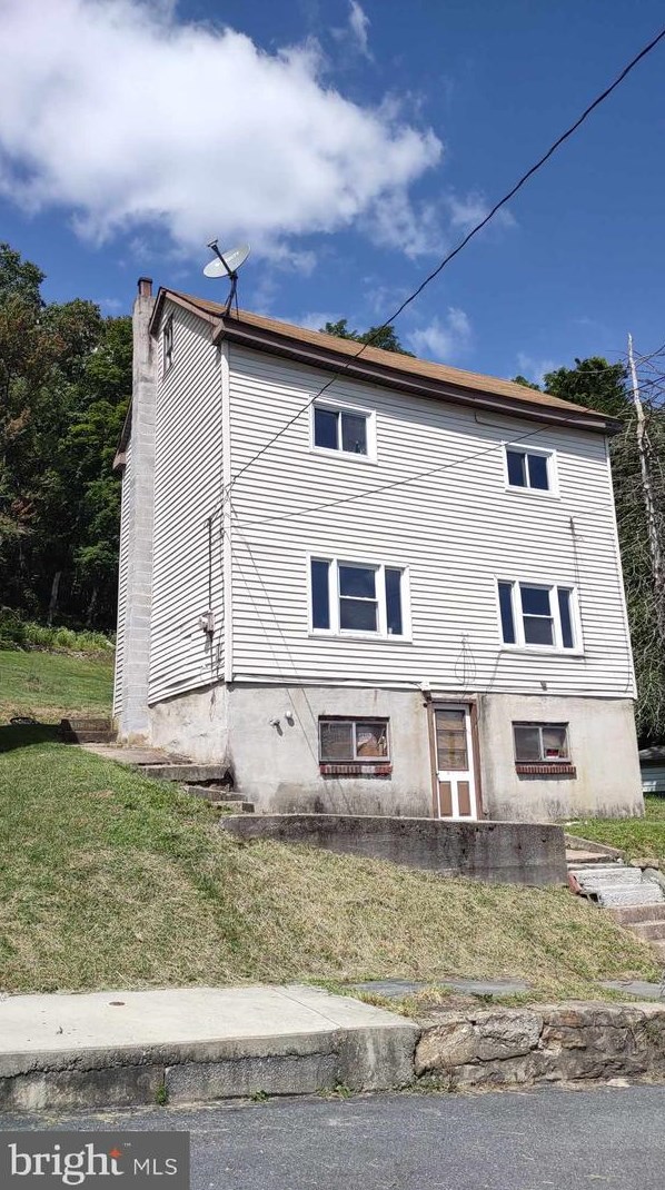 310 North Ave, Jim Thorpe, PA 18229