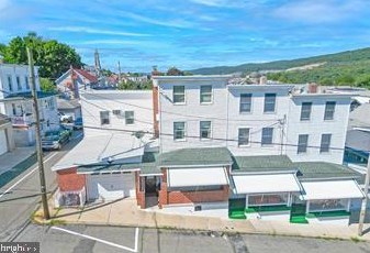 33 Powell St, Lansford, PA 18232-2119