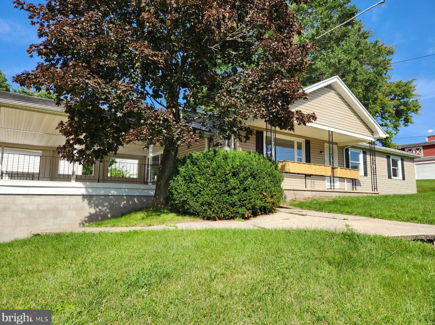 602 Pine St, Jim Thorpe, PA 18229