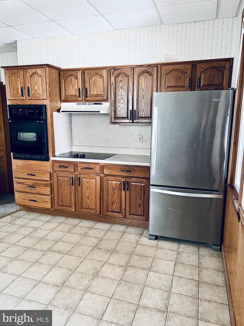 38 Abbott St, Lansford, PA 18232-2010