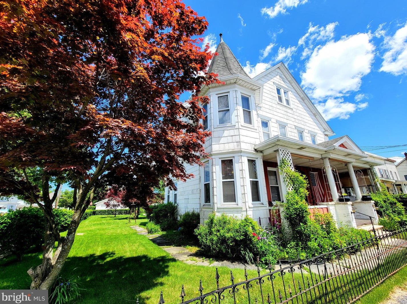 202 E Hazard St, Summit Hill, PA 18250