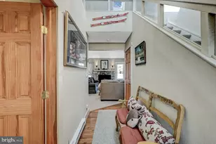 390 Snow Ridge Cir, Lake Harmony, PA 18624 - Photo 10