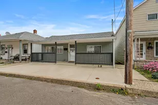 24 W Garibaldi Ave, Nesquehoning, PA 18240 - Photo 4