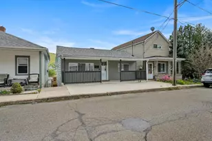 24 W Garibaldi Ave, Nesquehoning, PA 18240 - Photo 6