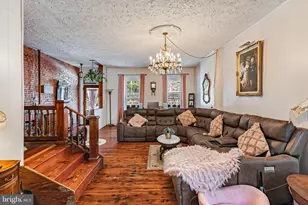 131 W Broadway, Jim Thorpe, PA 18229 - Photo 16