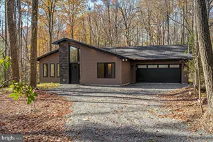 71 Forest Lake Dr, Jim Thorpe, PA 18229 - Photo 1