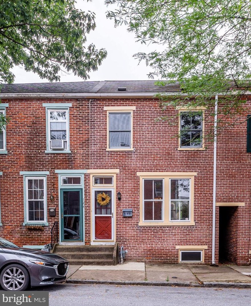 126 Union St, West Chester, PA 19382-3325