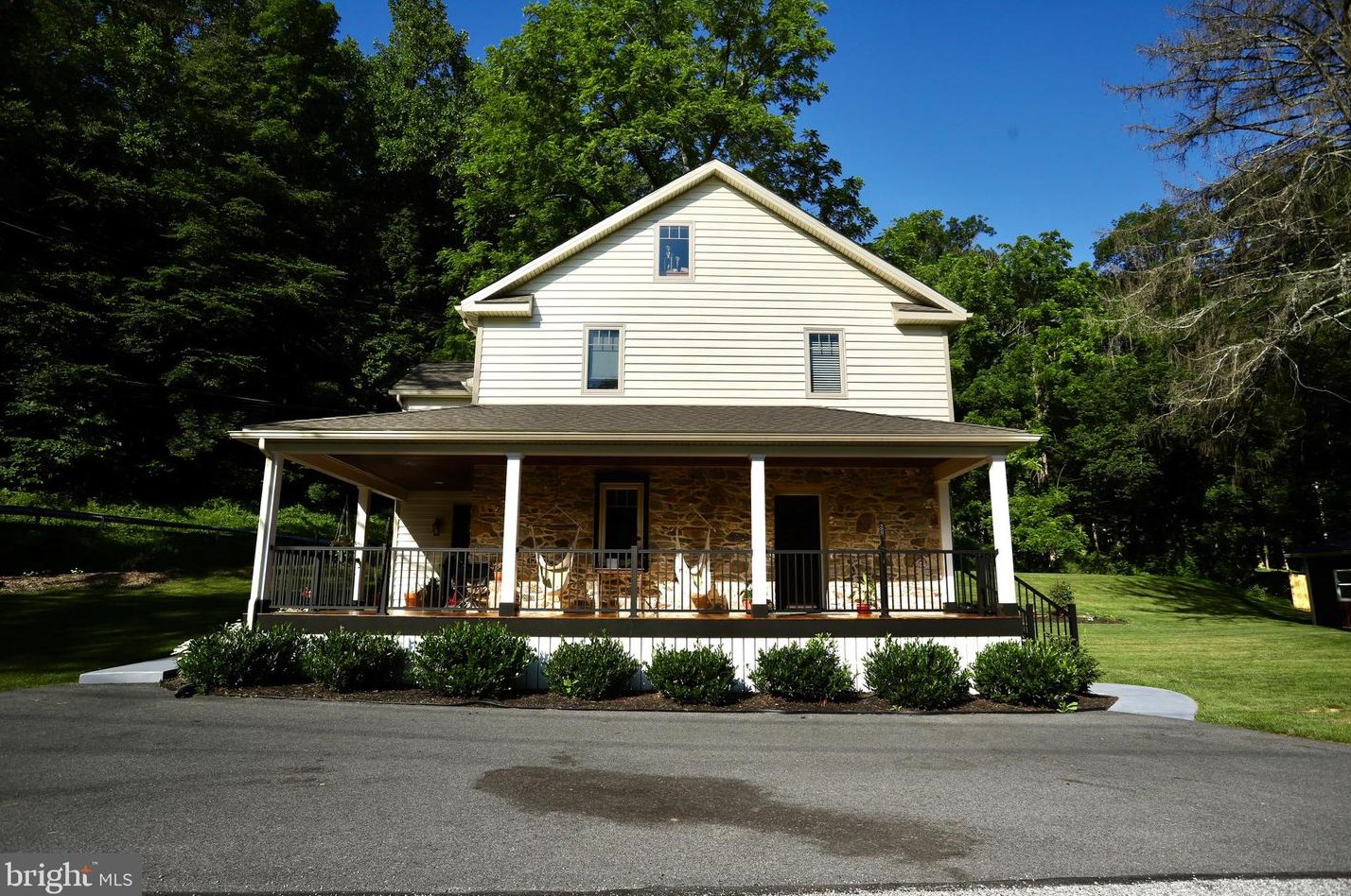 599 Wagontown Rd, Romansville, PA 19320-1701