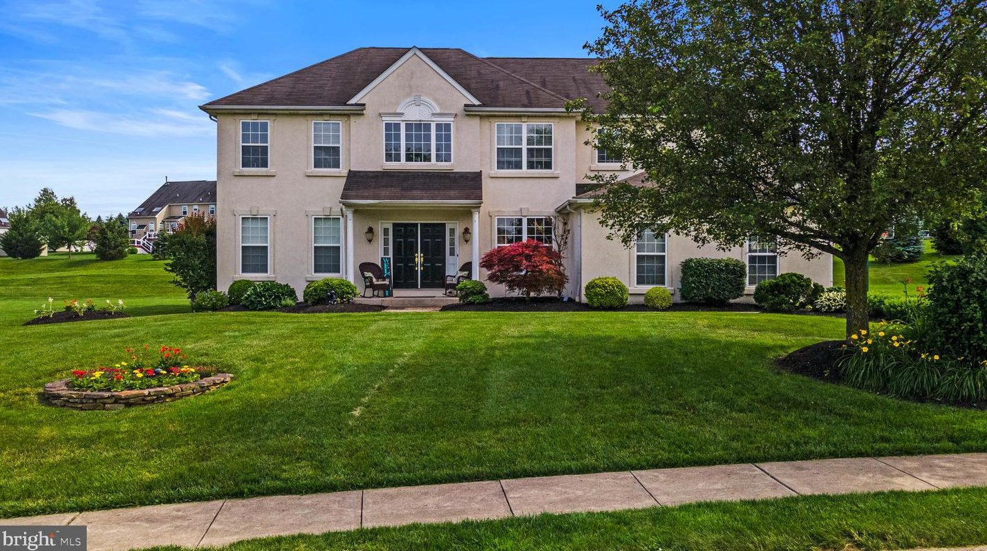 506 Tiffany Ln, Spring City, PA 19475-2628