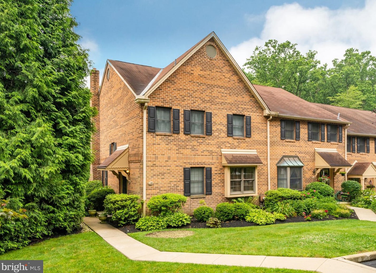 129 Putney Ln, Frazer, PA 19355