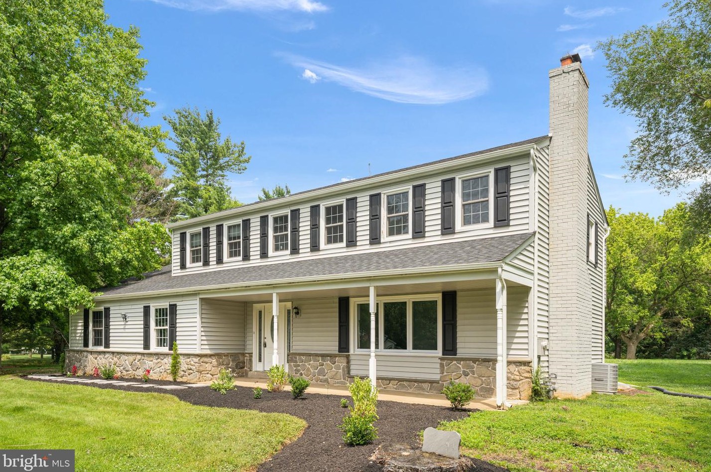 7 Line Rd, Frazer, PA 19355-2829