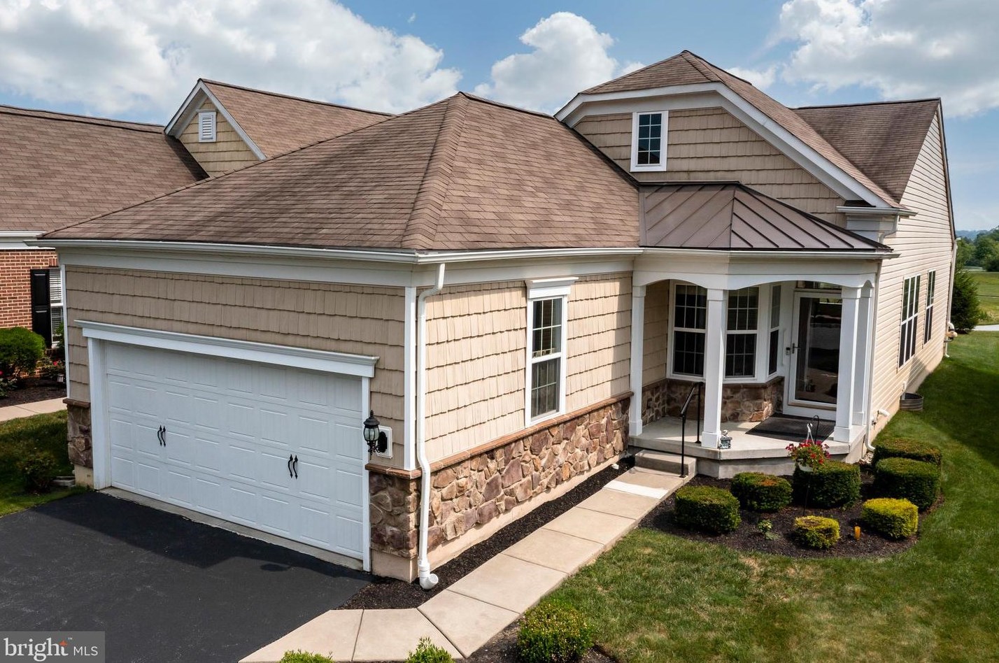 576 Prizer Ct, Downingtown, PA 19335