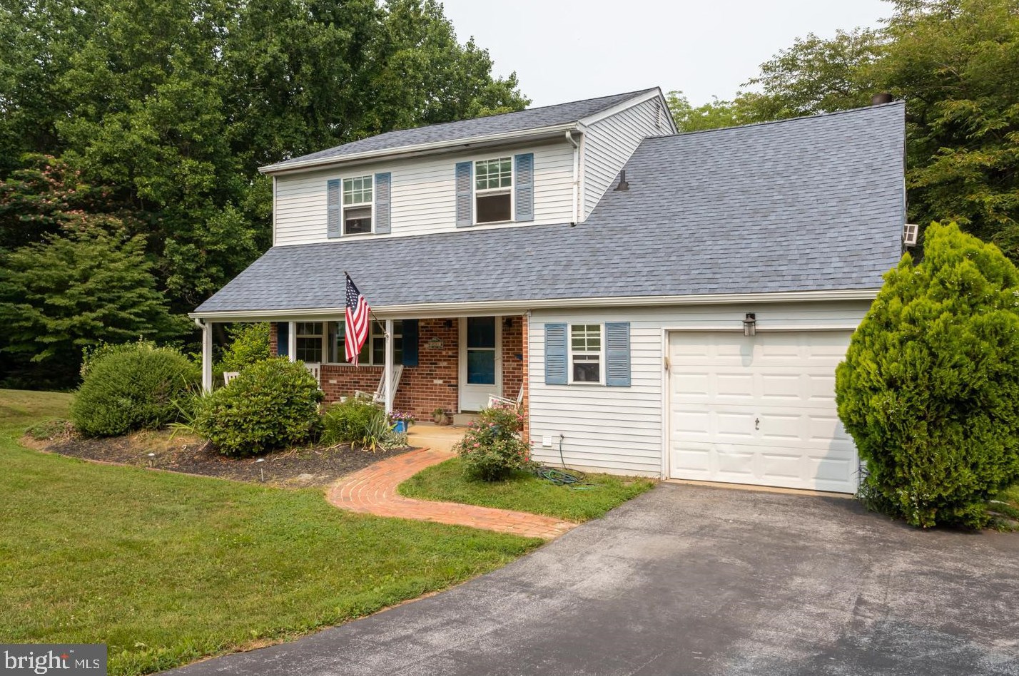 231 Retford Ln, West Chester, PA 19380-1166